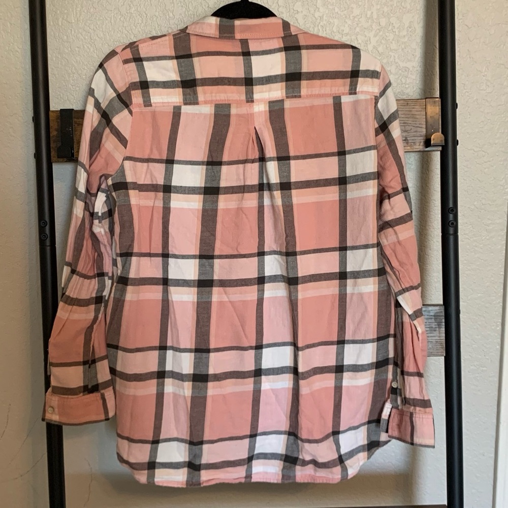 Plaid button down | 8/M - Picture 2 of 4